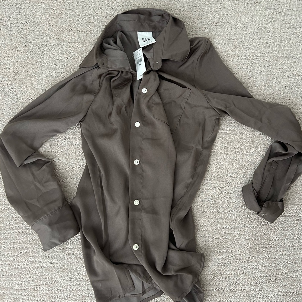 GAP Taupe Button-Up Shirt - NWT Size XS